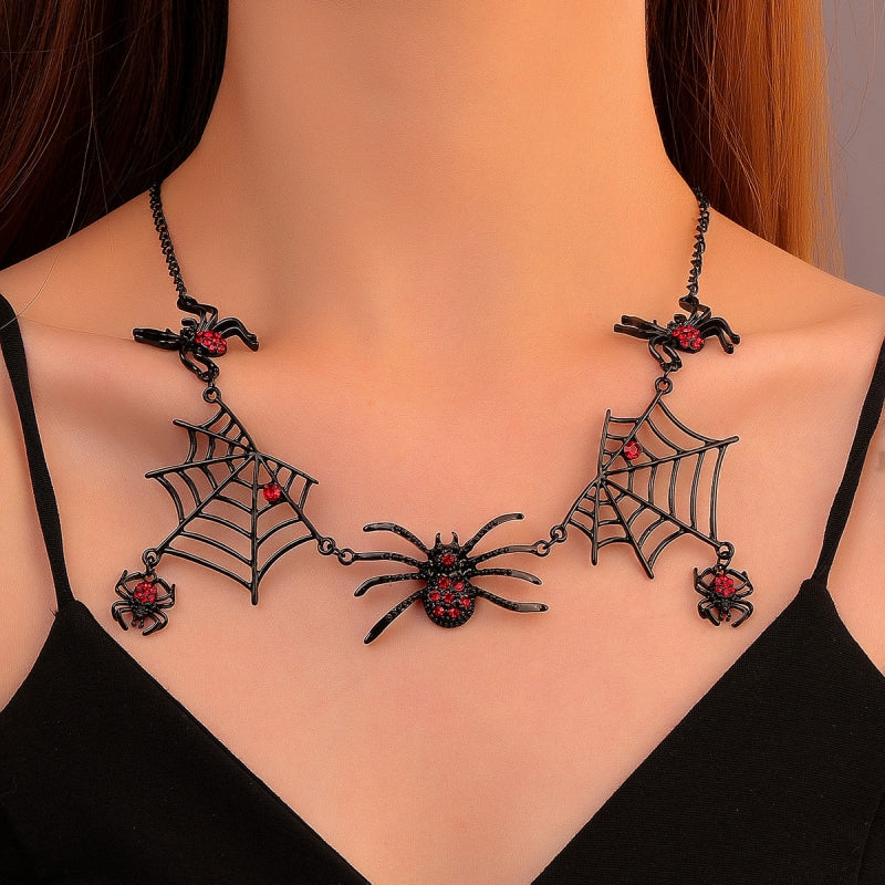 Vintage Gothic Spider Pendant Necklace - Perfect for Halloween Gifting!