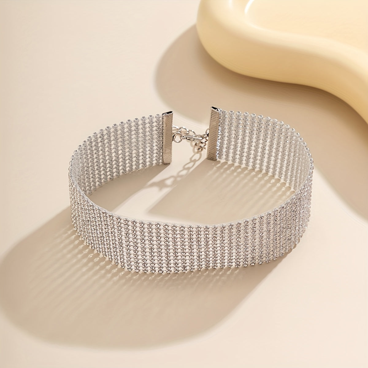 Glitter Sexy Rhinestones Choker Necklace Silver Color Neck Jewelry Banquet Nightclub Decor Ornament