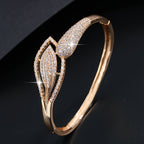 Shine Bright with our Fashion New Minimalist Zircon Bracelet, Inlaid with Zircon and 18K Gold Plated for a Holiday Style