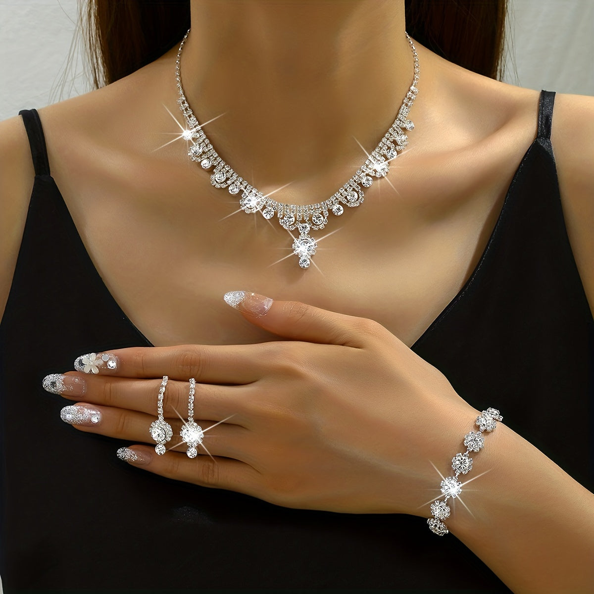 4pcs Necklace Earrings Plus Bracelet Elegant Jewelry Set Silver Plated Inlaid Rhinestone Evening Party Decor Perfect Chrismas Gift For Female