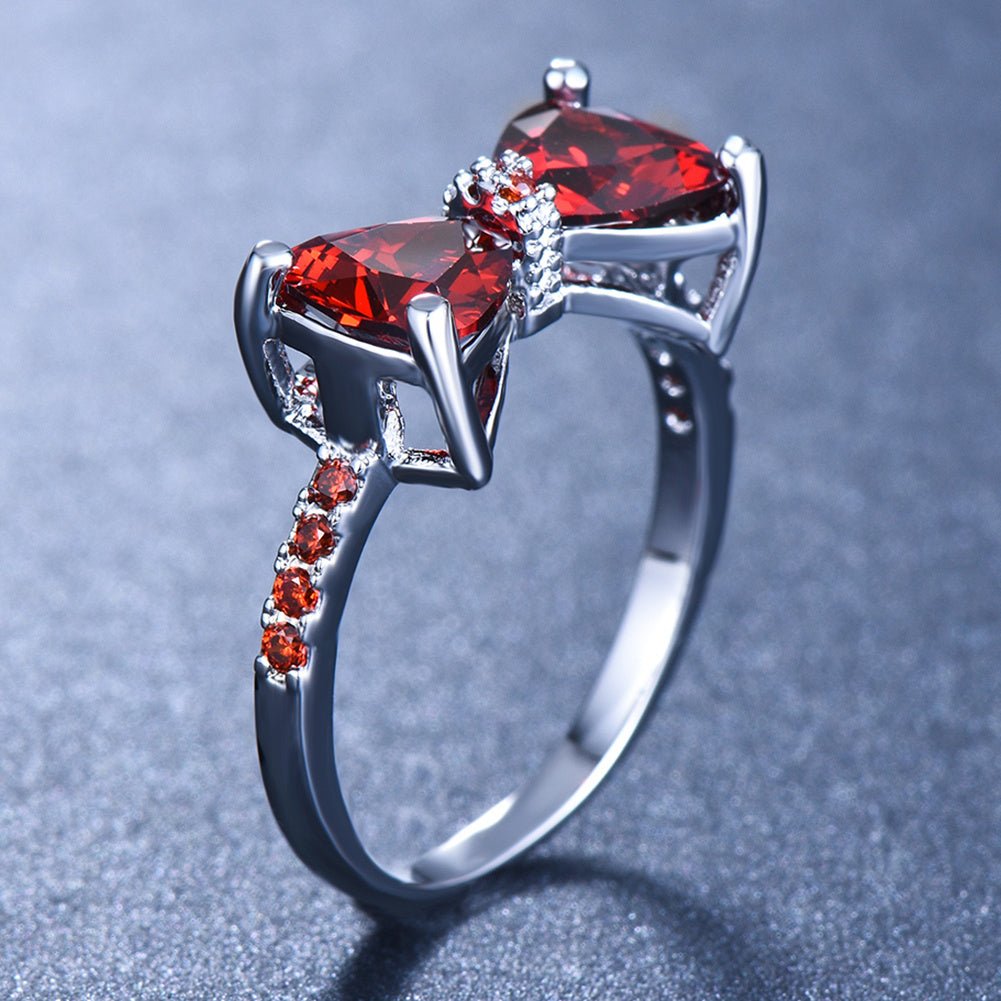 Sparkle on Your Special Day with Our White Crystal Marriage Ring - Ladies Silver Four Claw Bow Ring with Geometric Zircon Design - Perfect Birthday, Engagement or Wedding Gift for Women - Elegant Rhinestone Jewelry Accessory