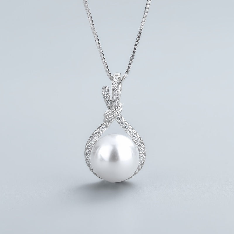 Elegant Bridal Wedding Pearl Pendant Necklace - Perfect Gift for Women's Engagement and Anniversary