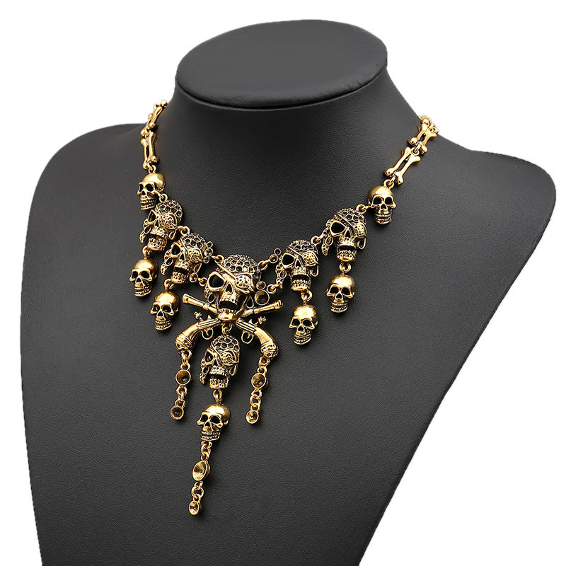Vintage Skull Necklace: Punk Style Sweater Chain for Halloween Holiday Jewelry Accessories
