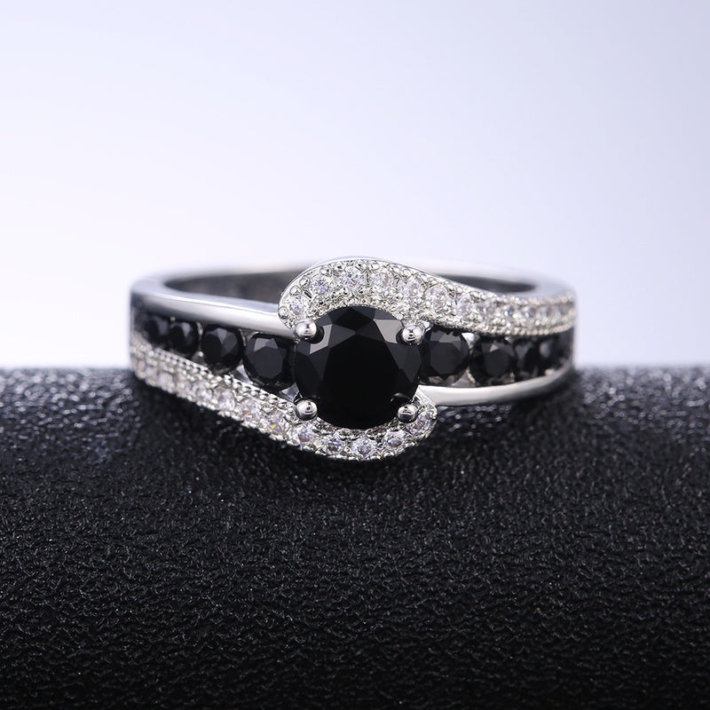 Make Your Wedding Day Dazzling with Black Stone Crystal Zircon Women's Ring - Top Quality Classic Jewelry for a Delicate Gift