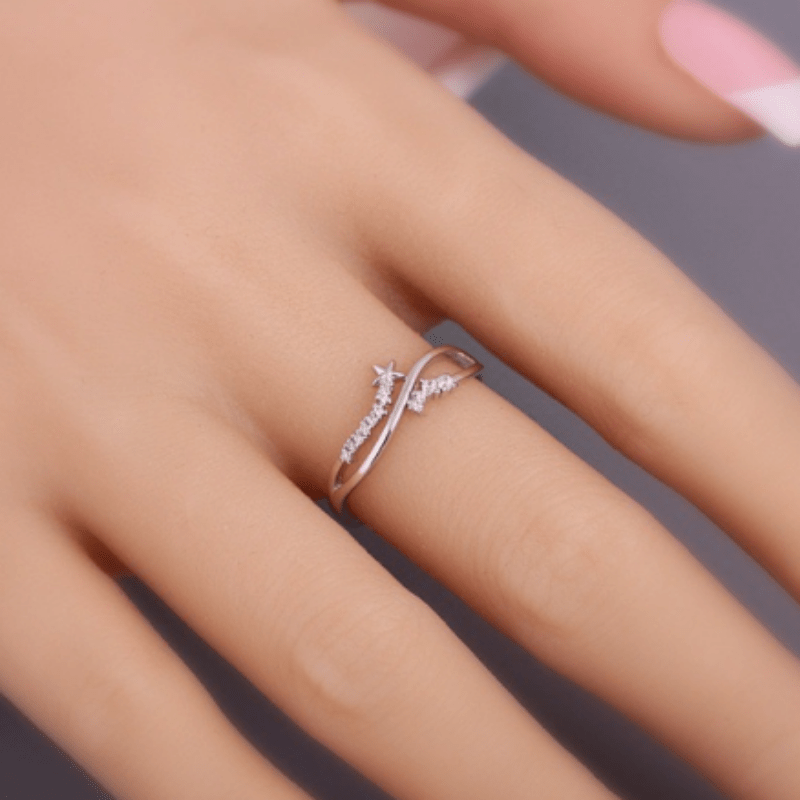 Shine Like a Star with Our Creative Finger Ring - Perfect for Trendy Teen Girls!