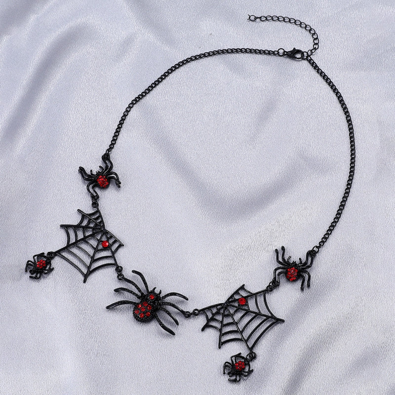 Vintage Gothic Spider Pendant Necklace - Perfect for Halloween Gifting!