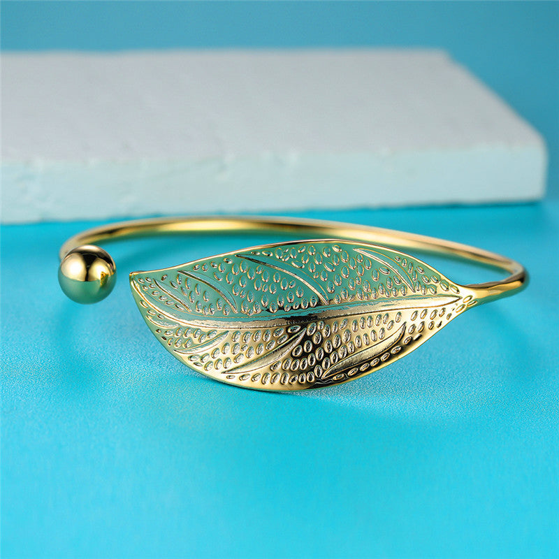 Gorgeous Copper Leaf Bangle Bracelet - Perfect Hand Jewelry Accessory