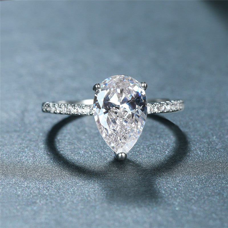 Elegant 18K Gold Plated Copper Finger Ring with Inlaid Water Drop Cut Zircon