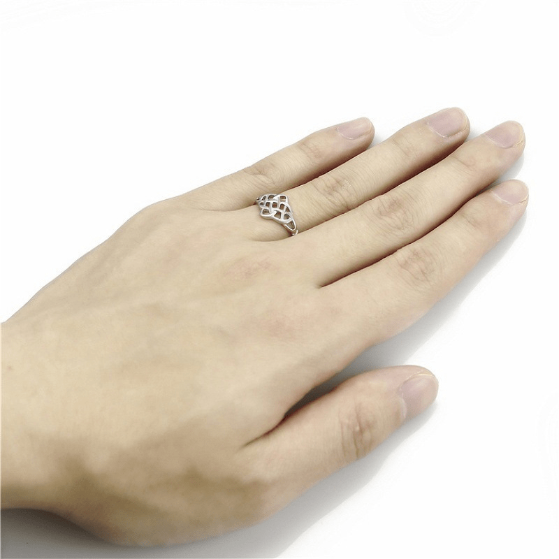 Special Silvery Knot Ring Simple But Special Silver Plated Jewelry Gift For Women Daily Decor