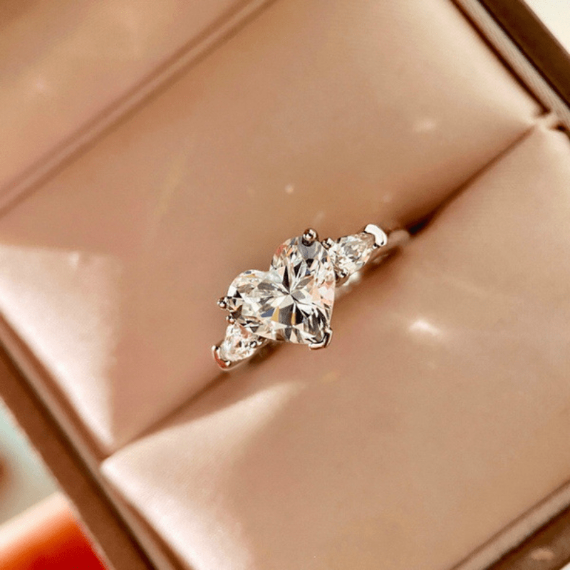 Elegant Ring Silver Plated Inlaid Heart Shape Zircon Engagement Wedding Jewelry Perfect Proposal Ring Dainty Birthday Gift For Her