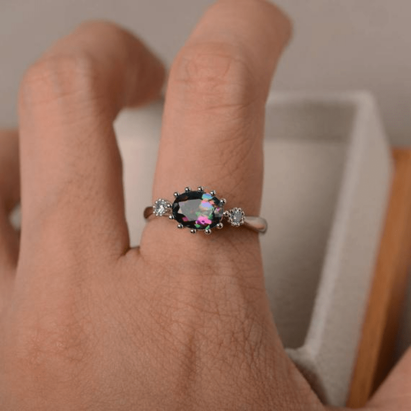 Fashion Colorful Stone Ring Silver Plated Inlaid Sparkling Zircon Cute And Luxurious Ring For Engagement Wedding Scenes Cocktail Party Decor