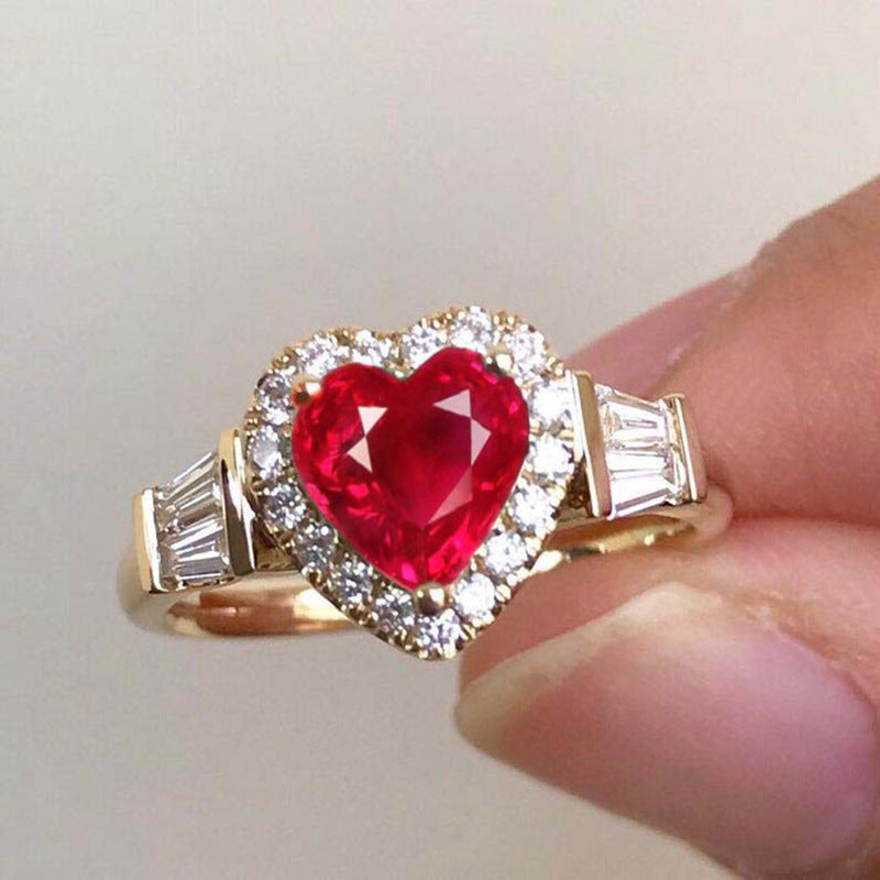 Cute Luxury Heart Ring Inlaid Sparkling Zircon Silver Plated Engagement Wedding Ring Suitable For Evening Party Cocktail Party