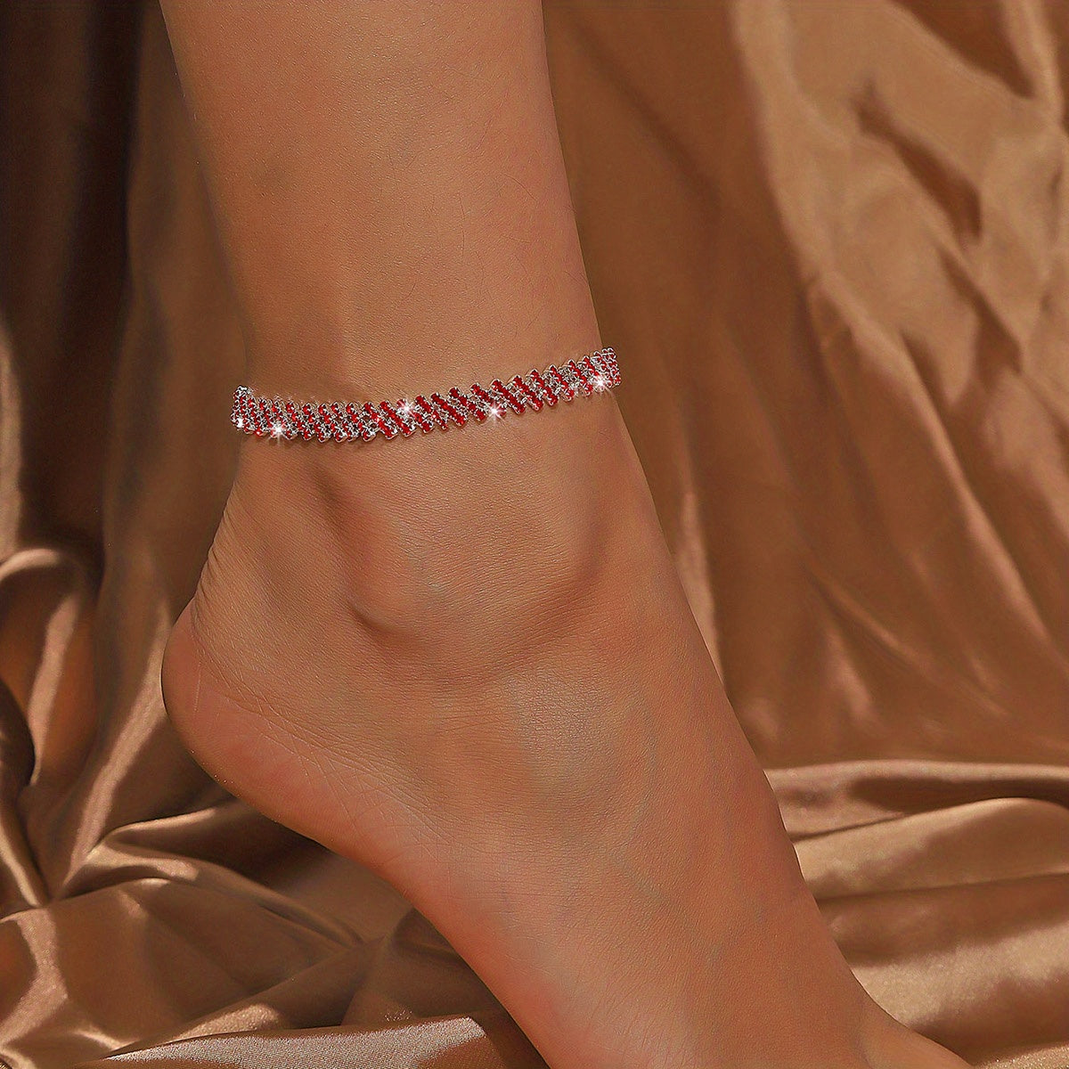 Shine Bright Like a Diamond with Our Rhombus Rhinestone Tennis Chain Anklet - Perfect for Beach, Wedding and Shiny Decoration!