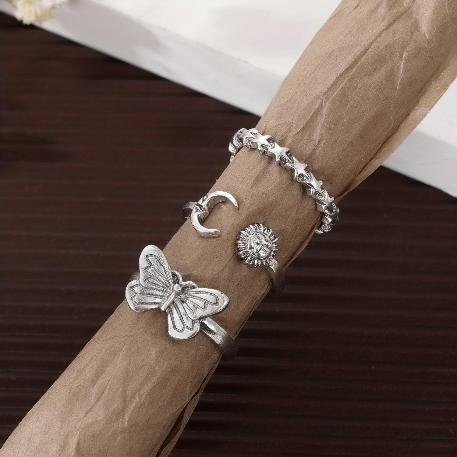 Vintage Style Finger Ring Set With Butterfly & Moon & Star Shape Pattern Opening Finger Ring Set