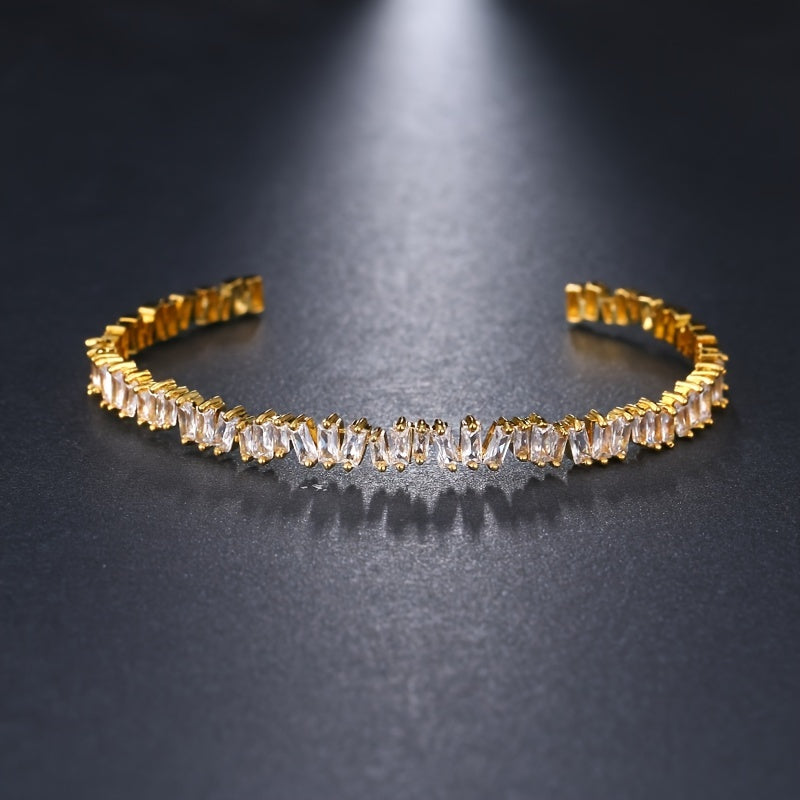 Gorgeous Gold Geometric Bracelet with Zircon - Perfect for Weddings & Engagements!