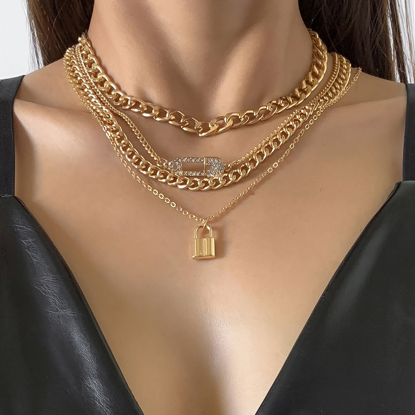 4pcs Women's Chain Necklace Set Pin And LockChoker For Women Unisex Necklace
