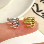 Punk Skull Ear Clips: Add a Touch of Edge to Your Look!