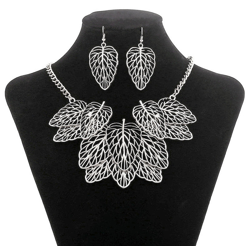 Hollow Leaf Necklace & Earring Set, Short Multilayer Spliced Sweater Chain, Collarbone Chain
