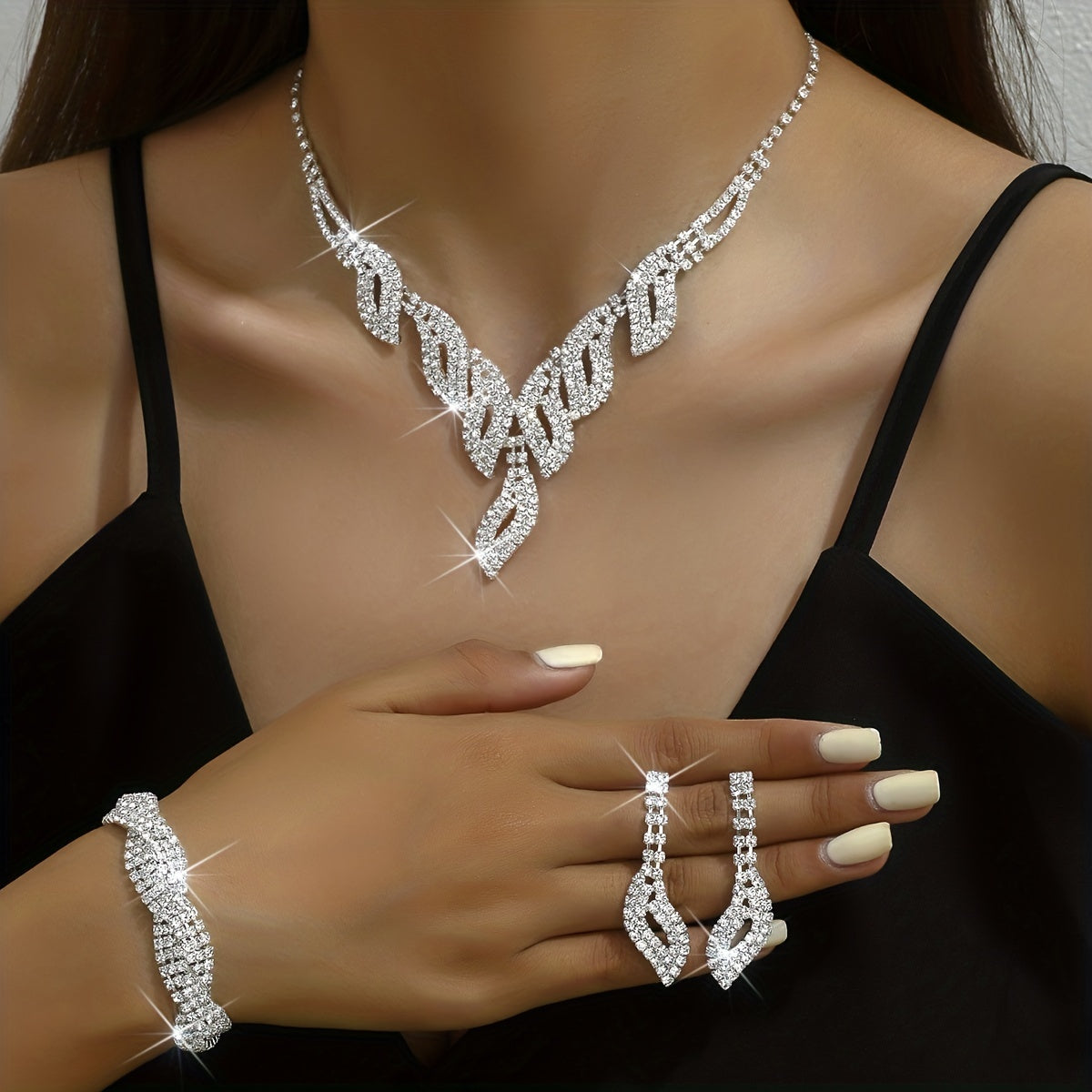 4pcs Necklace Earrings Plus Bracelet Elegant Jewelry Set Silver Plated Inlaid Rhinestone Dainty Evening Party Decor Perfect Chrismas Gift For Your Love
