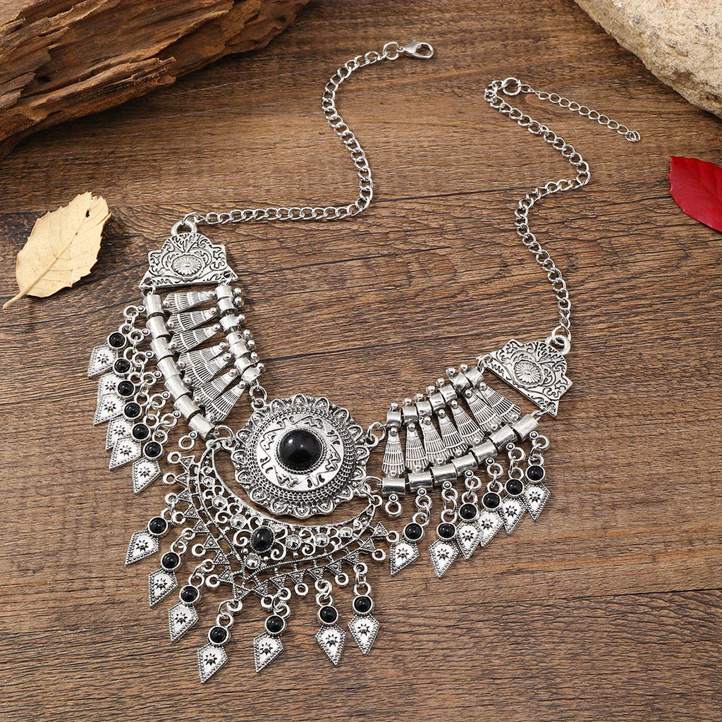 Multilayer Vintage Style Chunky Necklace With Tassel Pendant Clavicle Chain Women's Ethnic Style Necklace