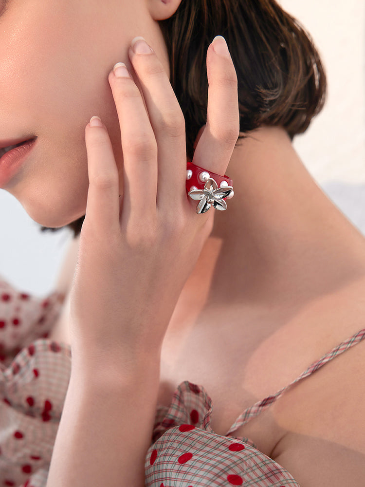FN Flower Acrylic Faux Pearl Ring LOJS23