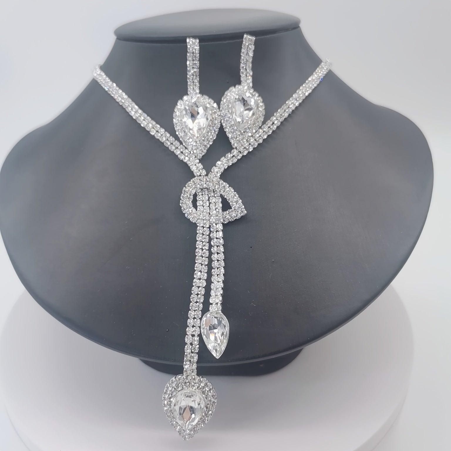 Crystal Tassel Necklace and Earrings Set - Elegant Jewelry for Women's Costume, Prom, and Dinner Parties