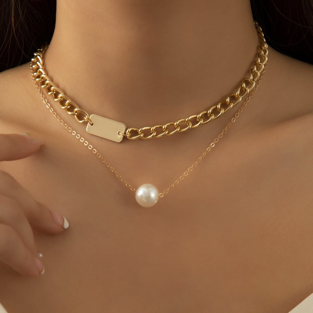 Gorgeous 2pcs Faux Pearl Decor Necklace - Add Some Sparkle to Your Look!