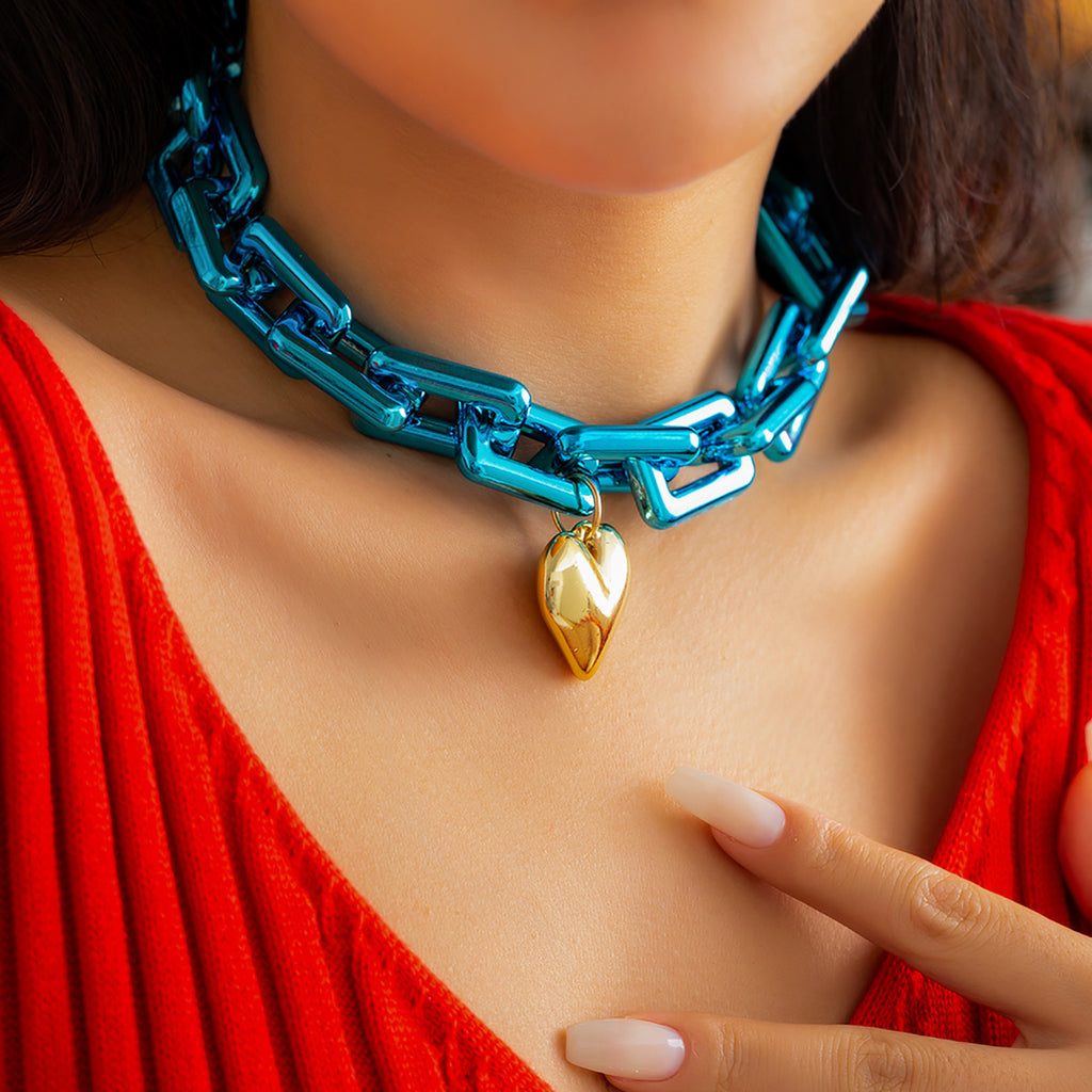 Cute Heart-Shaped Pendant Necklace - A Stylish Geometric Square Buckle for Any Occasion!