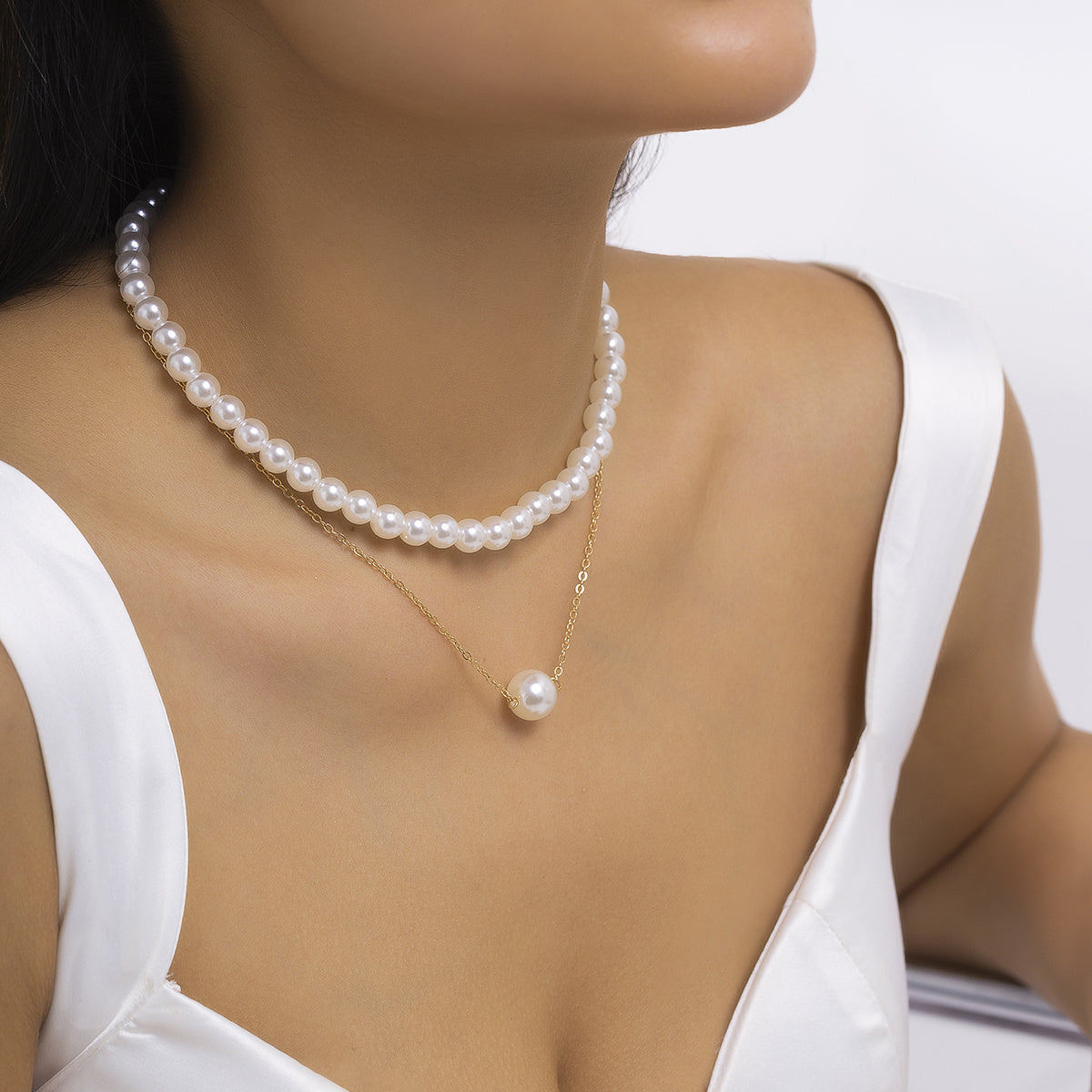 Gorgeous 2-Piece Pearl Necklace Set - Perfect for Women!