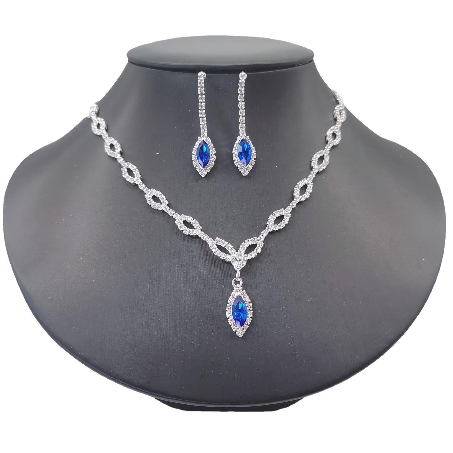 Elegant Oval Cut Zircon Jewelry Set with Hollow Chain Pendant Necklace and Dangle Earrings for Women and Girls - Perfect for Any Occasion