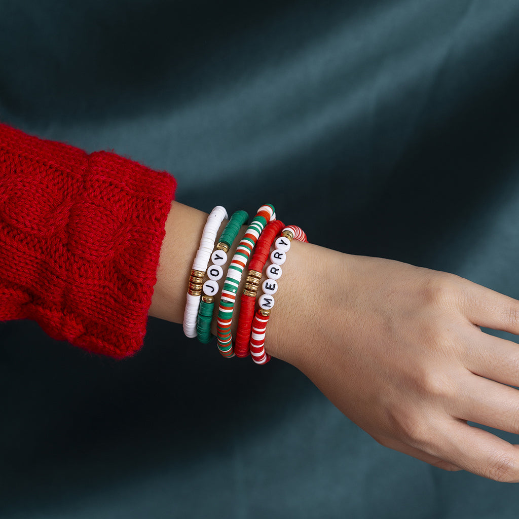Festive 5-Piece Acrylic Letter Bracelet Set - Perfect for Christmas!