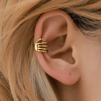 Punk Skull Ear Clips: Add a Touch of Edge to Your Look!