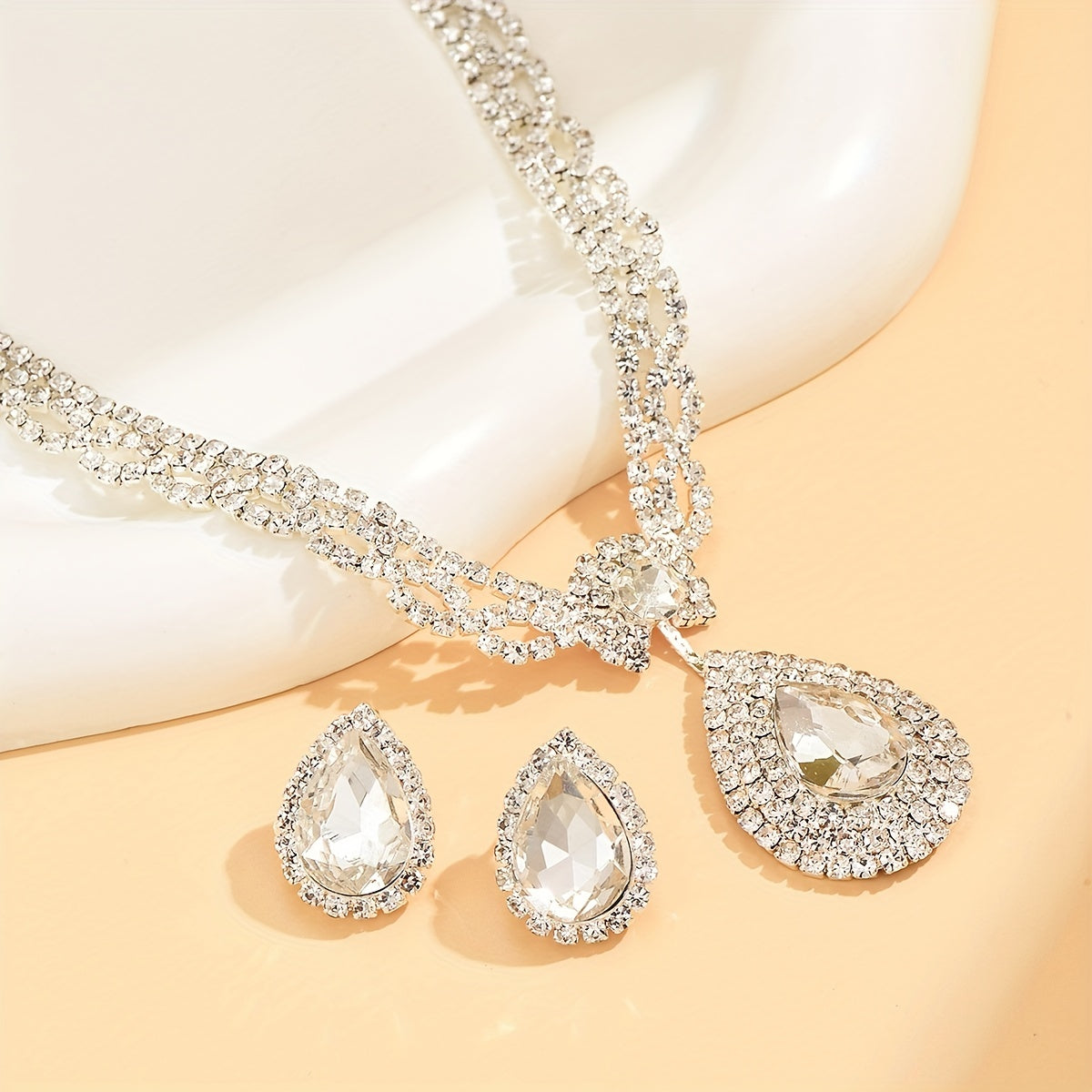 Water Drop Shape Jewelry Set With Pendant Necklace & Drop Earrings Inlaid Shiny Zircon Wedding Dress Women's Accessories