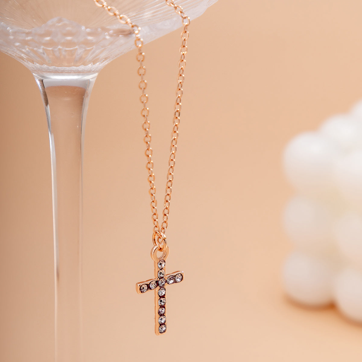 Gorgeous Minimalist Dainty Fashion Rhinestone Cross Pendant Necklace