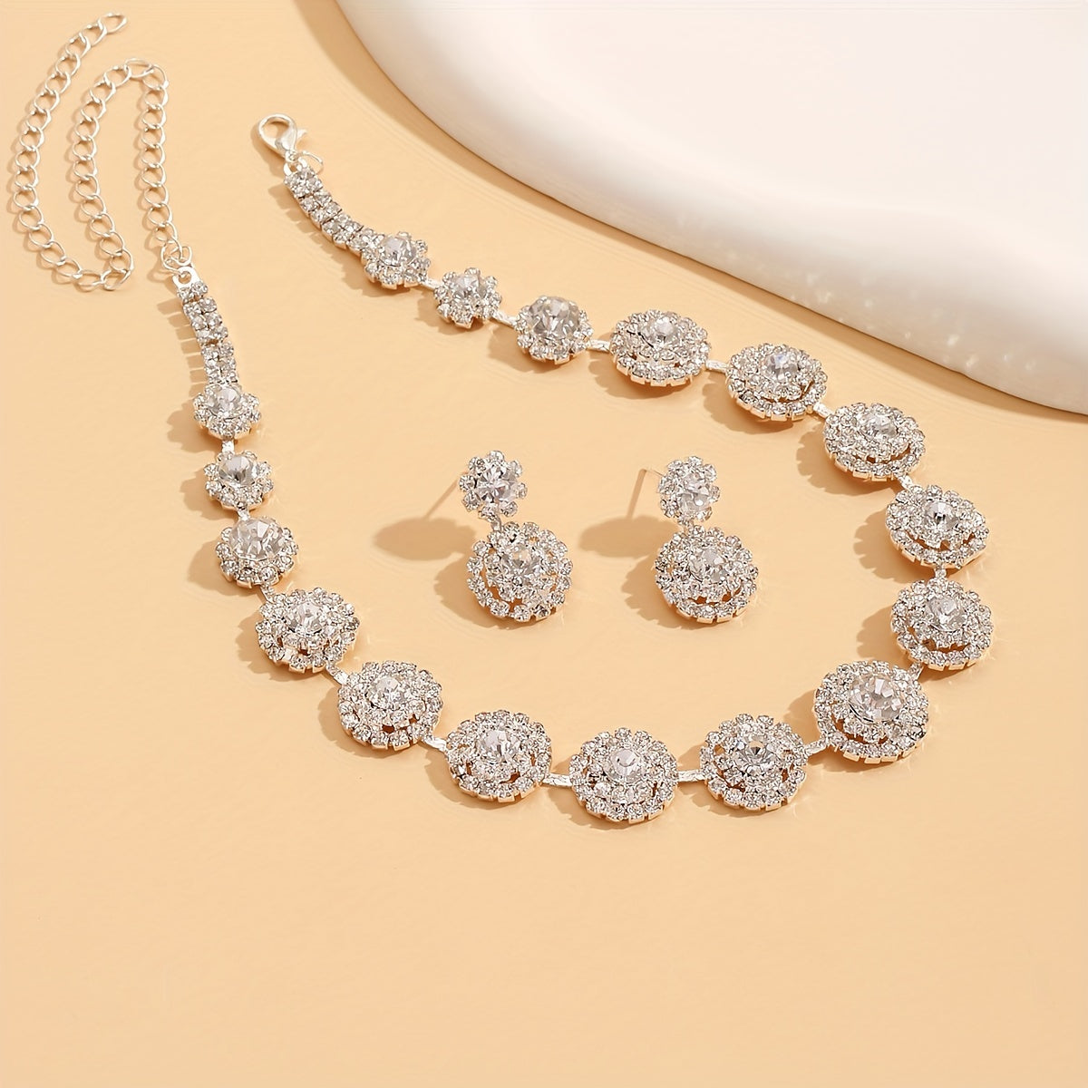 Elegant Vintage Style White Faux Crystal Jewelry Set with Choker Necklace and Dangle Earrings - Perfect for Weddings, Proms, and Special Occasions