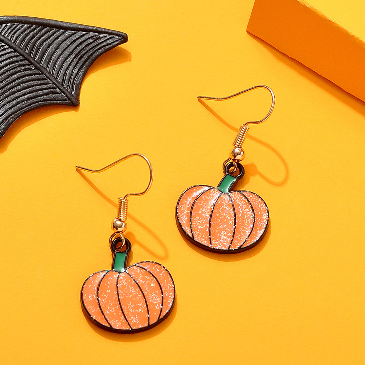 Cute Halloween Pumpkin Shaped Alloy Pendant Earrings - Perfect Gift for Women on Birthdays & Special Occasions!
