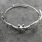 Punk-Inspired Bat Bracelet: A Fashionable Halloween Gift for Men and Women!