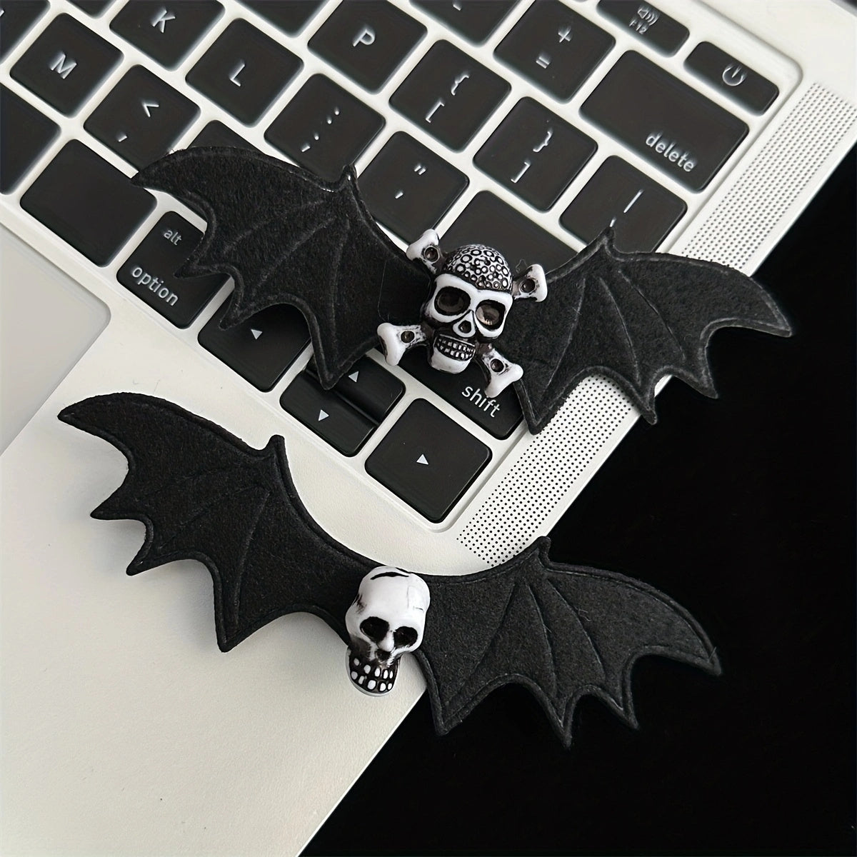 2pcs Punk Bat Hair Clip Halloween Skull Duckbill Clip Horror Bat Wing Alligator Clip For Women Girls Party Festival Decoration