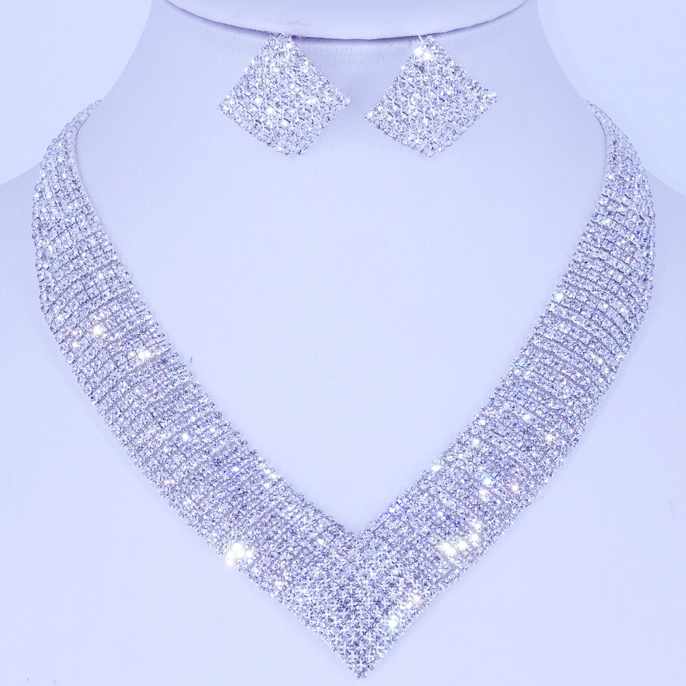 Elegant Glow in the Dark Zircon Necklace and Earrings Set for Weddings and Celebrations