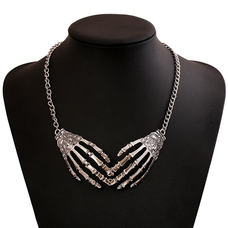 Halloween Exaggerated Hand Claw Necklace Palm Alloy Short Punk Necklace Personality Clavicle Chain