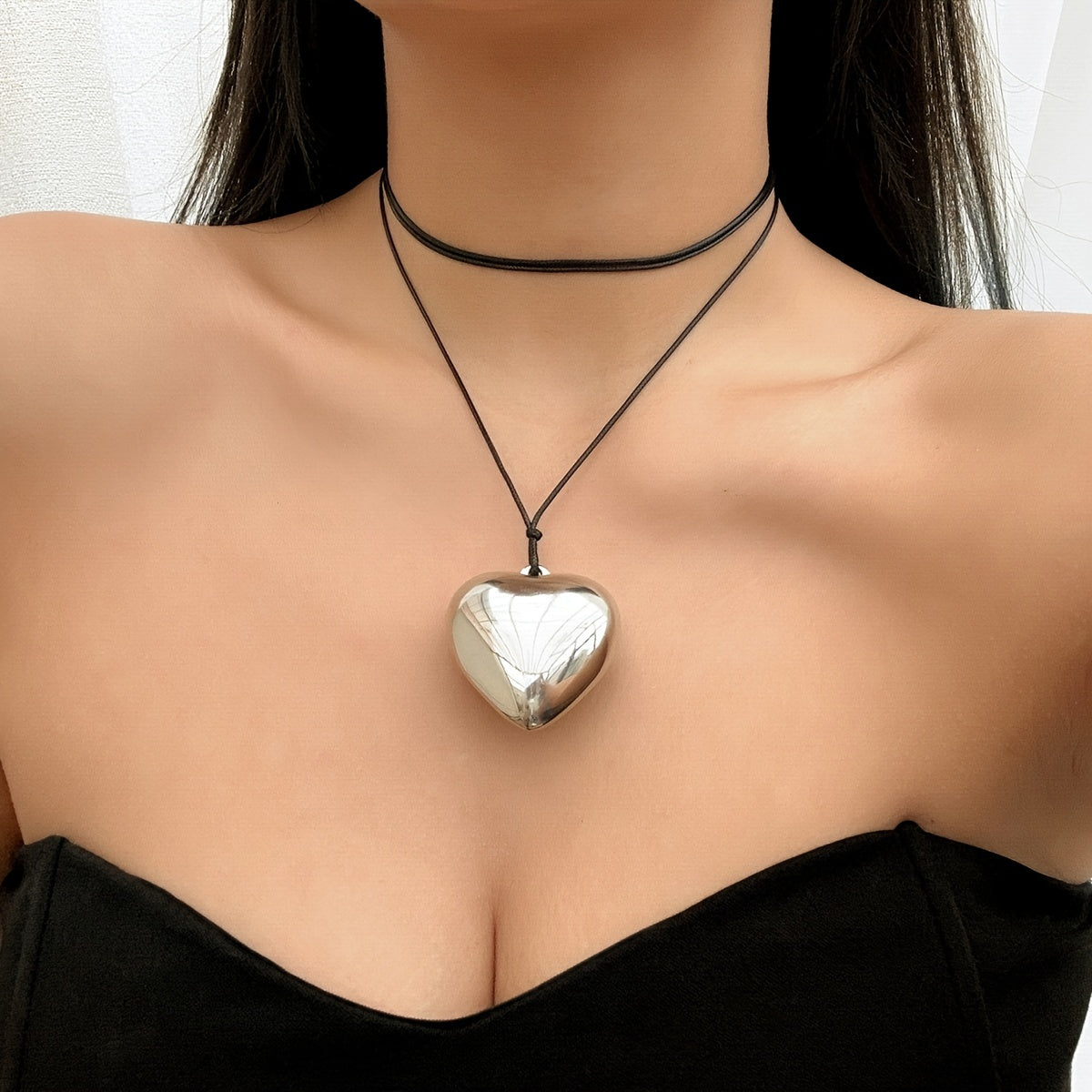 Gorgeous Heart-Shaped Pendant Necklace - Perfect for Women and Girls Every Day!