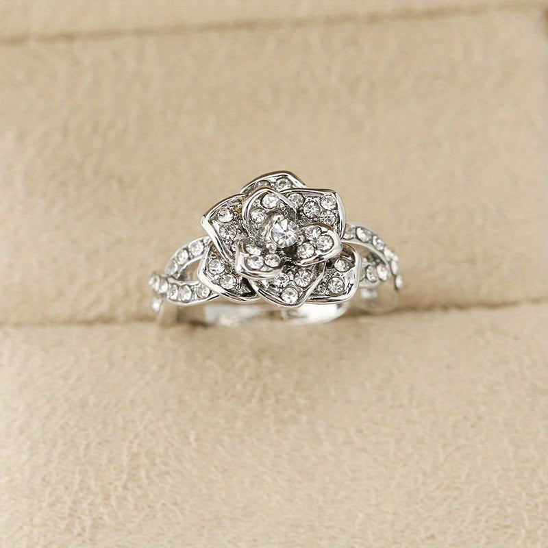 Luxury Flower Ring Silver Plated Inlaid Shining Zircon Intertwined Band Engagement Wedding Jewelry For Female Evening Party Decor