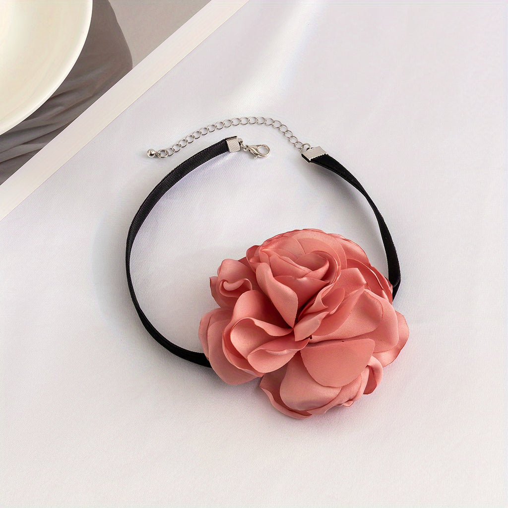 Vintage French 3D Flower Velvet Design Necklace Holiday Party Banquet Accessories For Women Vacation Favors