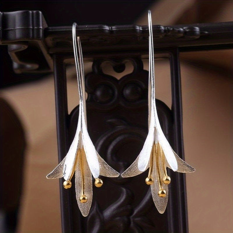 Vintage Blooming Flowers Two Tone Dangle Earrings for Women - 925 Silver Plated with Gold