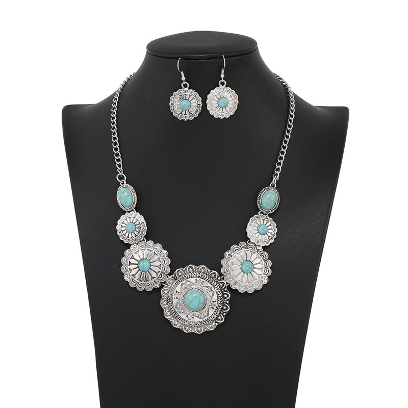 Vintage Native Green Flower Embedded Resin Necklace Earrings Set - Perfect for Summer!