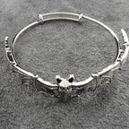 Punk-Inspired Bat Bracelet: A Fashionable Halloween Gift for Men and Women!