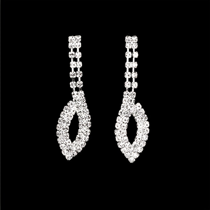 Elegant Crystal Rhinestone Jewelry Set for Weddings and Banquets - Includes Drop Necklace and Dangle Earrings - Perfect Gift for Women