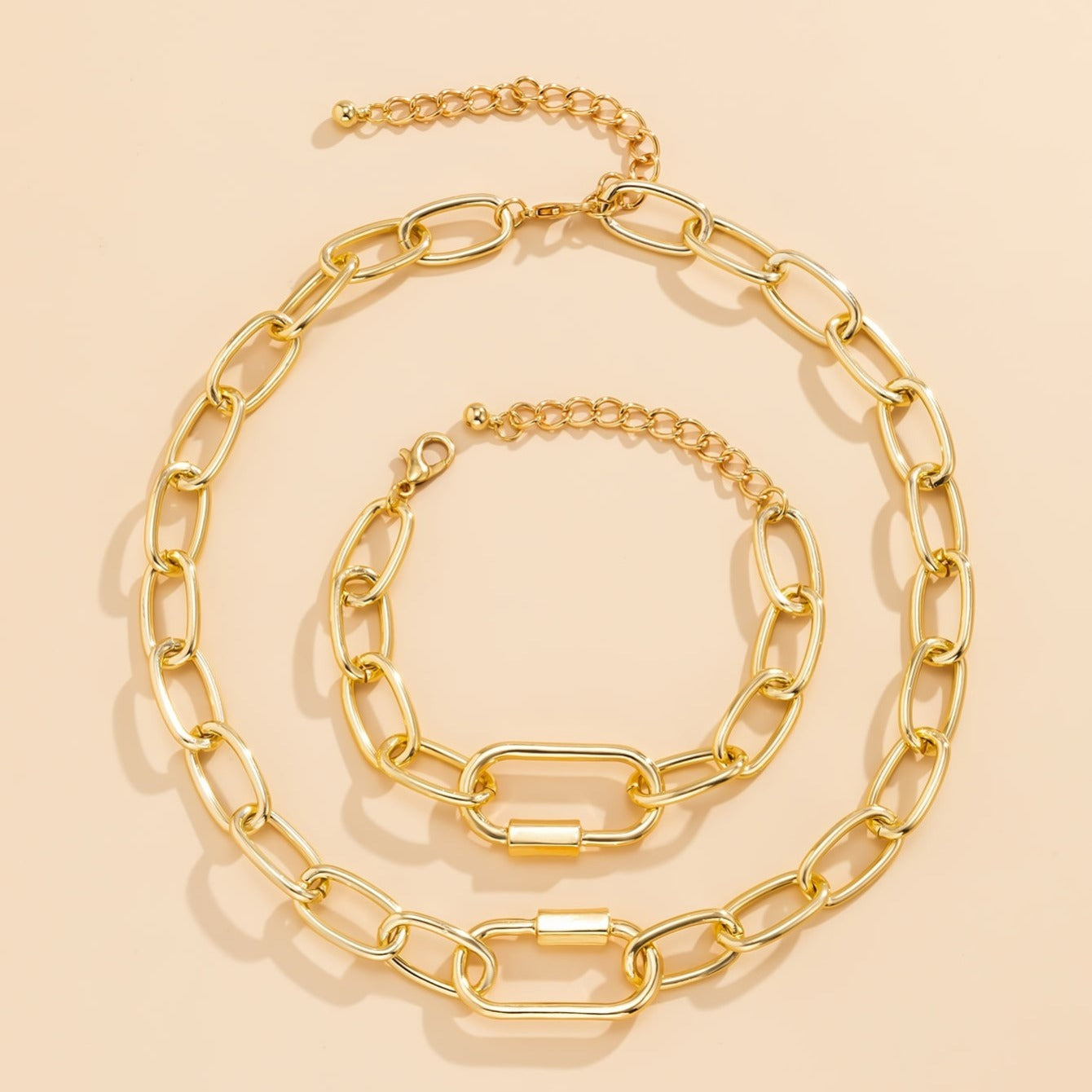 Gorgeous O-Chain Metal Bracelet & Necklace Set - Perfect for Any Occasion!