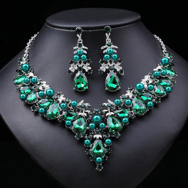 Elegant Crystal Jewelry Set - Pendant Necklace & Dangle Earrings with Shiny Synthetic Gems - Perfect Gift for Weddings and Special Occasions