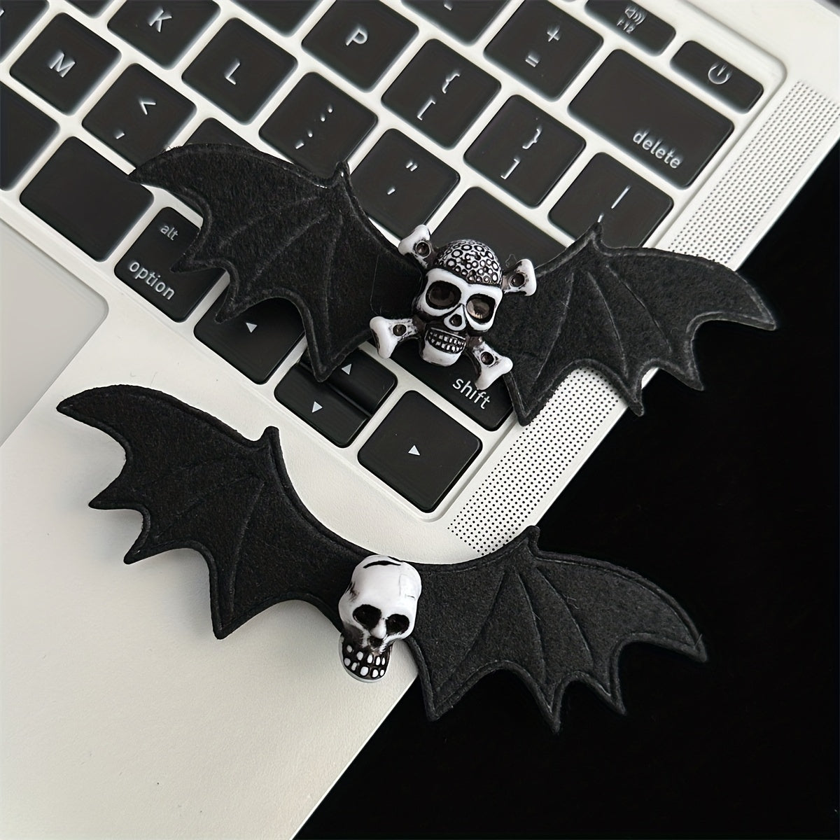 2pcs Punk Bat Hair Clip Halloween Skull Duckbill Clip Horror Bat Wing Alligator Clip For Women Girls Party Festival Decoration